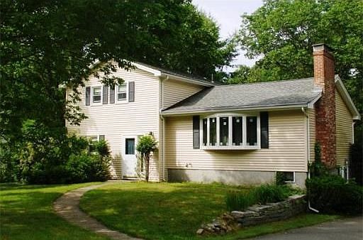 1st image of 688 Linwood St