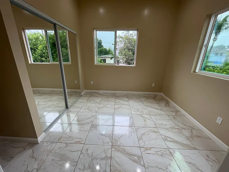 4932 Campanile Dr — Photo 101