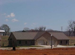 164 Villa Ln, Sparta, TN 38583