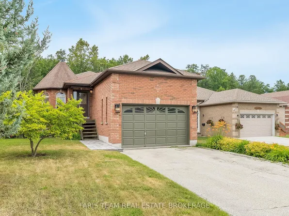 1006 Leslie Dr, Innisfil, ON L9S 2B2