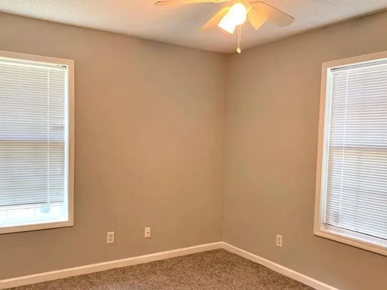 1810 Reynolds St — Photo 13