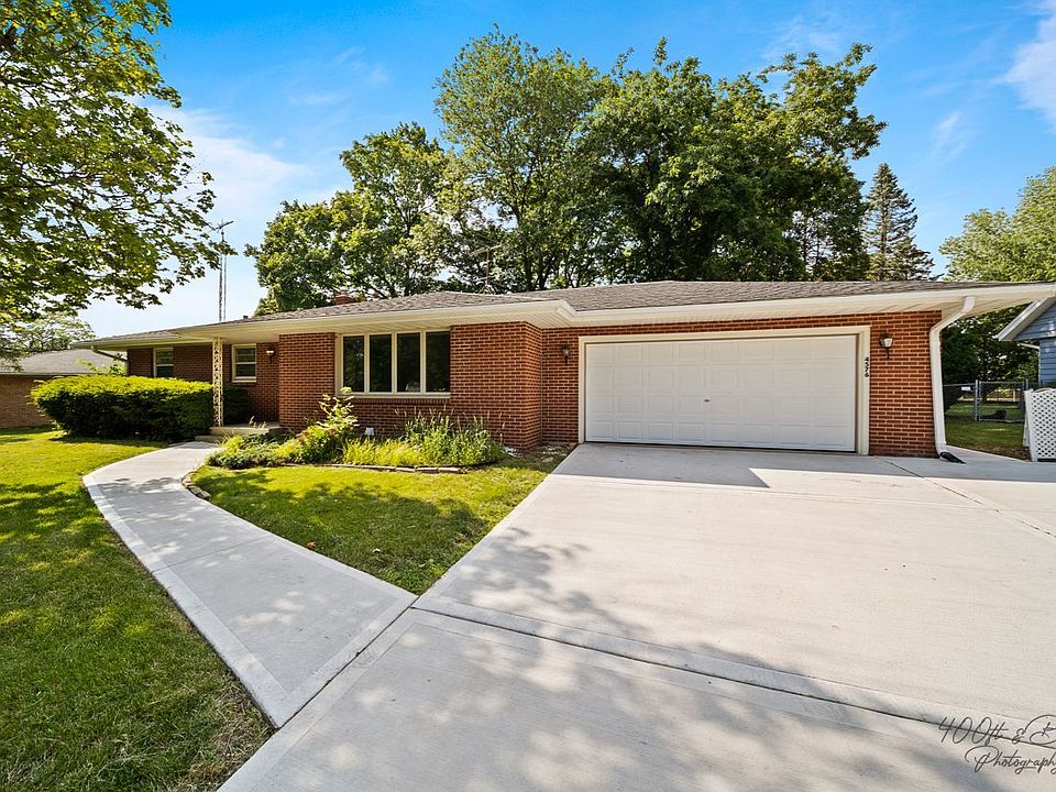 4576 Pepper Dr, Rockford, IL 61114 Zillow