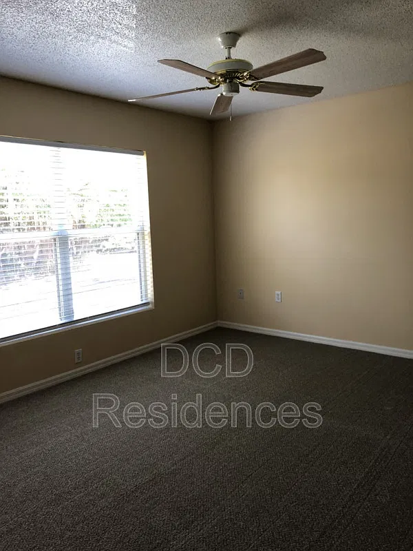Bayou Oaks Apartments 55+ — Photo 3