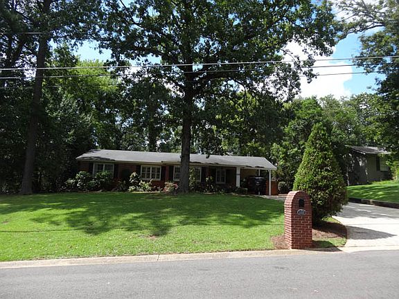 2nd image of 1428 Linda Vista Dr