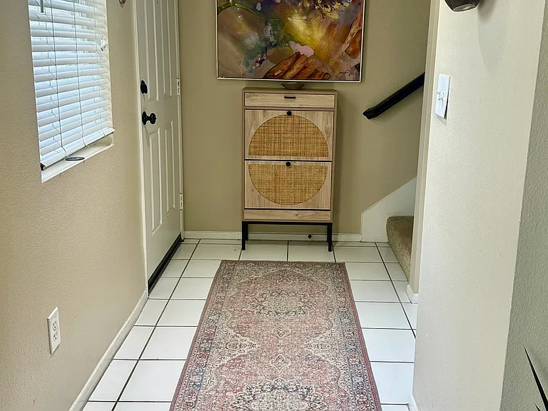 463 Cypress Dr #B — Photo 9