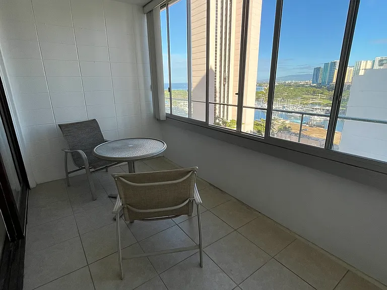 1720 Ala Moana Blvd #Penthouse 6A — Photo 4
