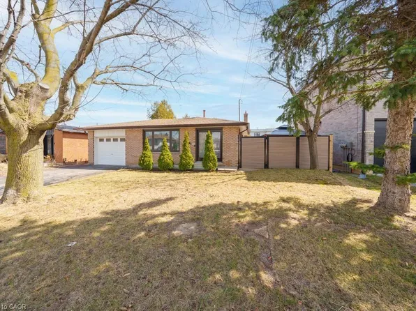 19 Glen Forest Dr, Hamilton, ON L8K 5V7