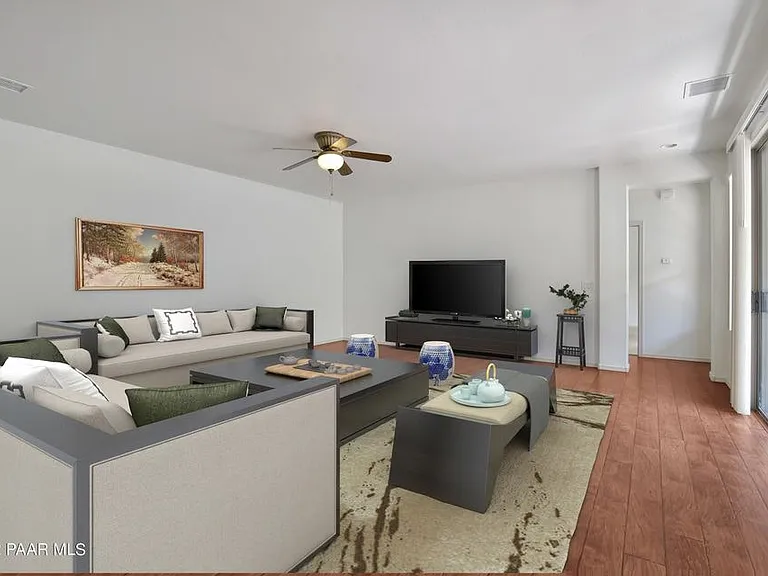1079 N Hobble Strap St — Photo 5