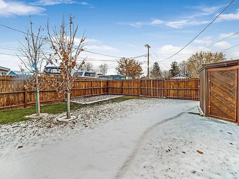 1843 Overland Ave — Photo 16