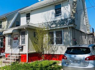 9013 181st St, Hollis, NY 11423