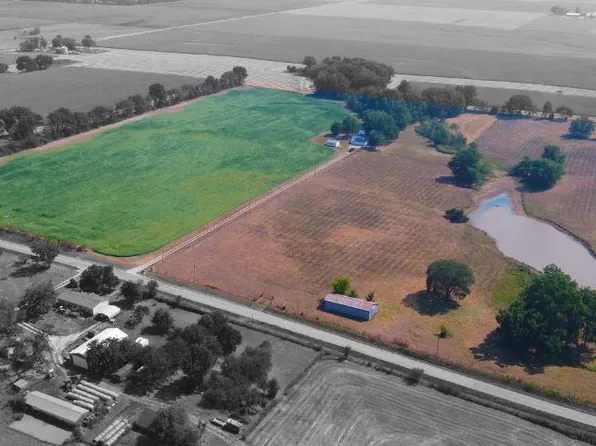 9636 E D Hwy, Richards, MO 64778