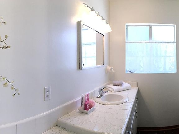3-Master Bathroom