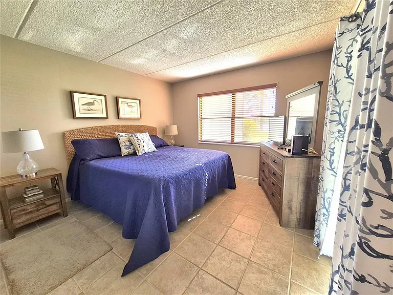 50 Woodlake Pl #50 — Photo 22
