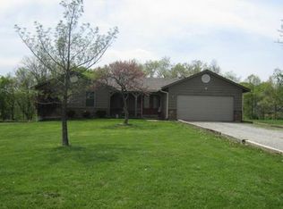 256 Thomas Ln, Troy, MO 63379