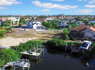 962 Symphony Isles Blvd #48, Apollo Beach, FL 33572
