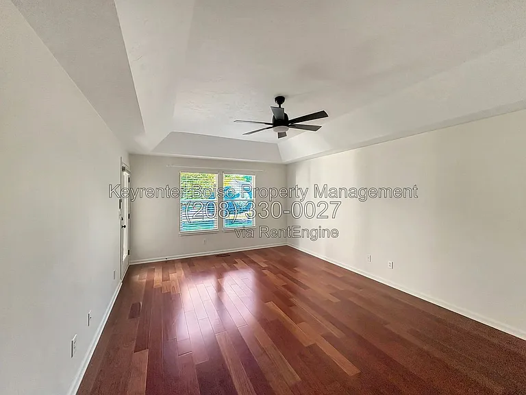650 E Whitney Ct — Photo 18
