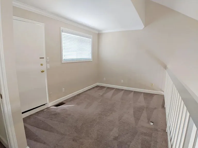 Carmelina Lofts — Photo 28