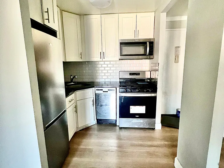 13981 35th Ave #4A — Photo 15
