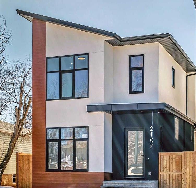 1st image of 2107 N Victoria Cres NW