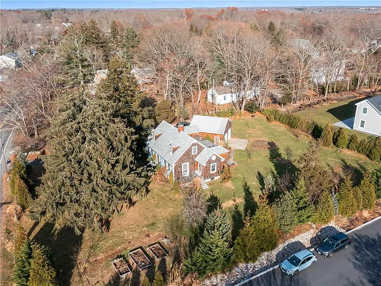 249 Sowams Rd — Photo 33