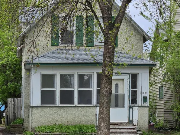 1010 University Ave, Grand Forks, ND 58203