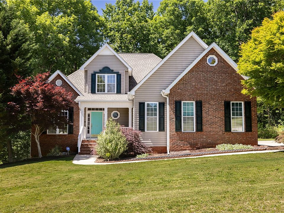 1st image of 110 Brookstone Way