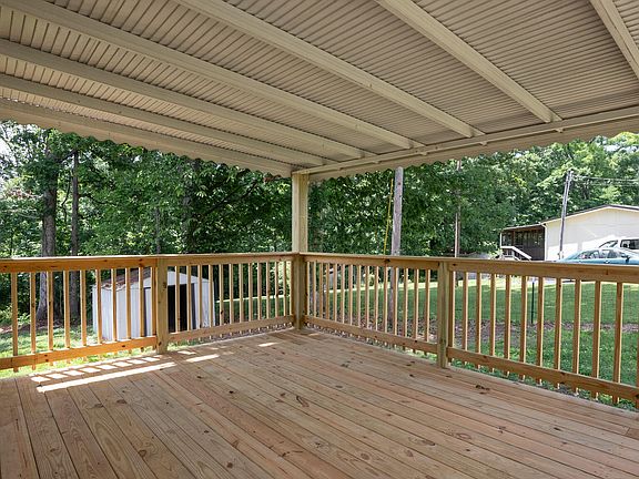 5th image of 2050 Highview Dr