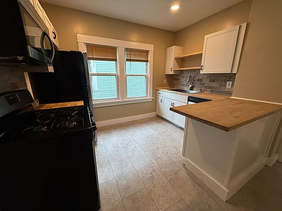 2nd image of 67 Woodside Ave Floor 2
