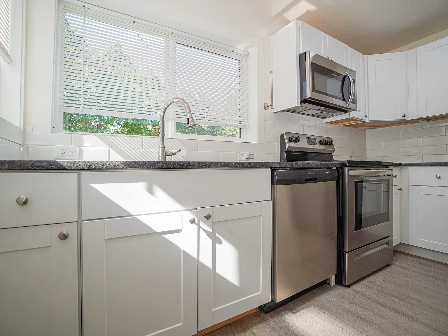1724 6th Street South - 1 — Photo 3