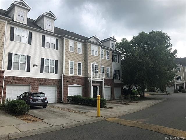 1st image of 6439 Park Pond Dr