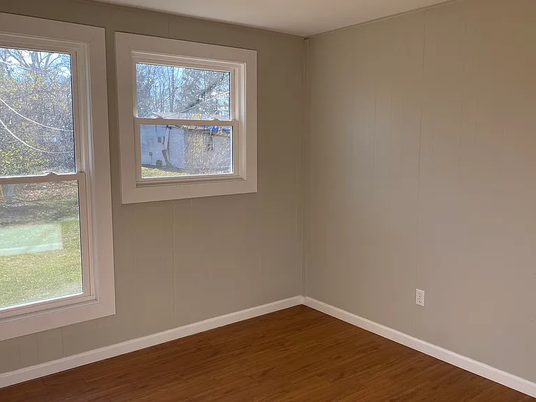 1603 Queens Way #A — Photo 5