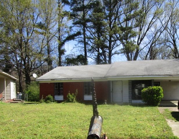 1st image of 2784 McGregor Ave
