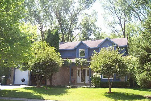 686 Asbury Ct photo 1