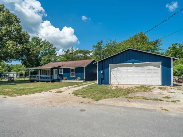 117 9th Ave, Mountain Pine, AR 71956