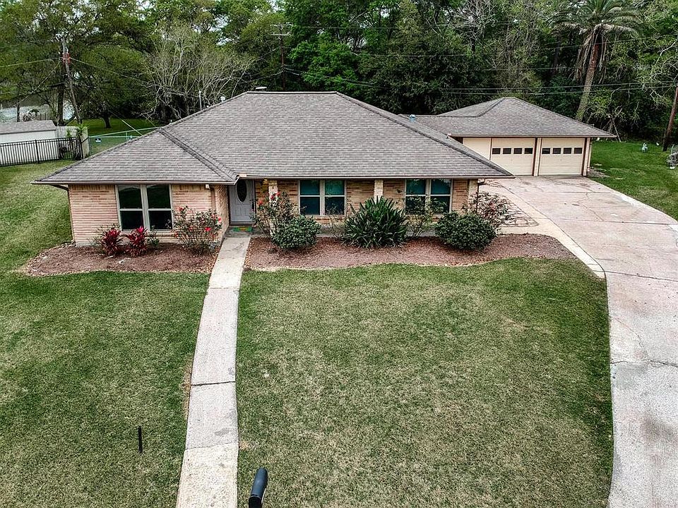 1st image of 511 Old Bayou Dr