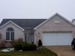 26362 Emerald Lakes Dr, Perrysburg, OH 43551