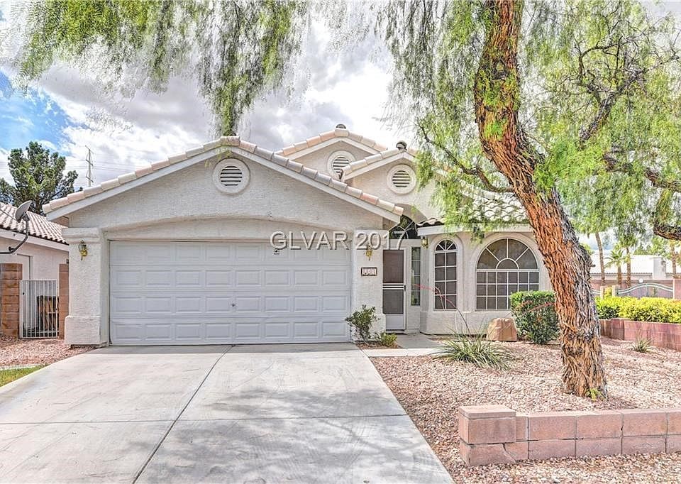 1st image of 1801 Crystal Glen Ct