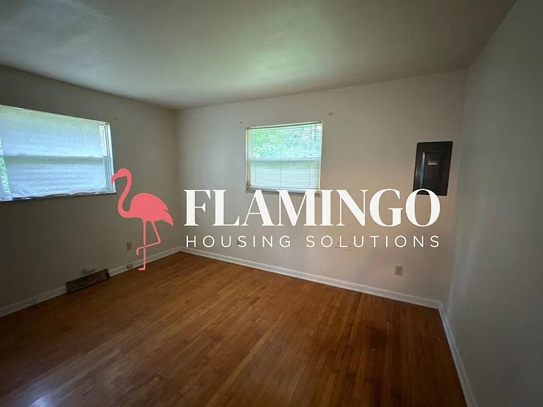 4315 Sheller Ave — Photo 8