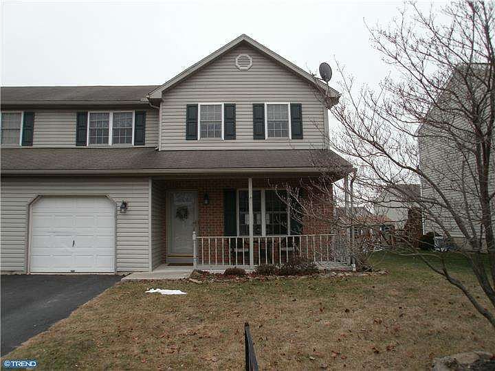 1st image of 249 Hickory Dr