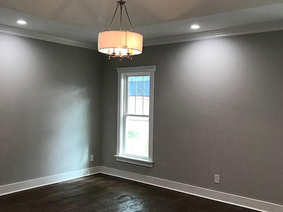 3rd image of 1708 Grace St