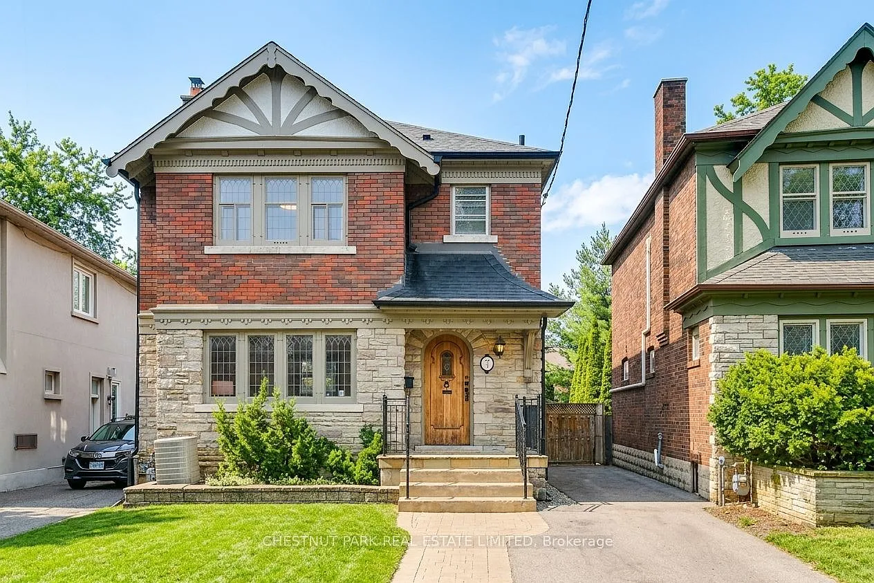 7 Fleming Cres photo 1