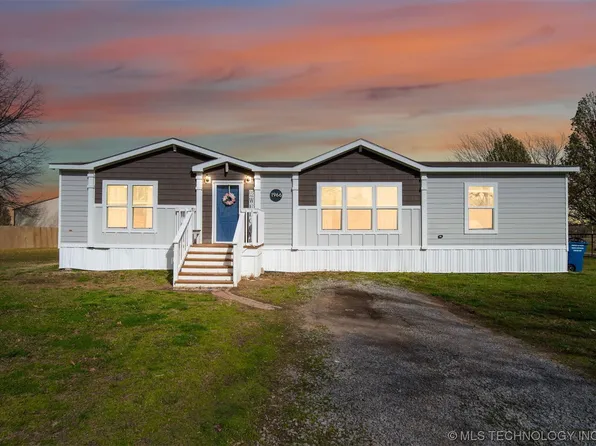 1966 N 4364th, Pryor, OK 74361