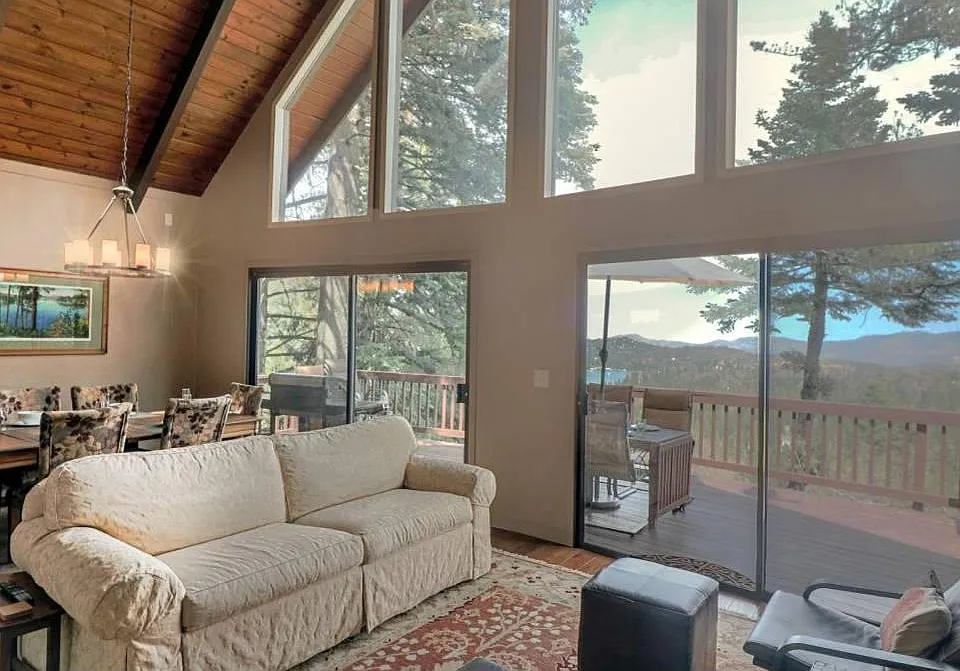3 bed, 1764 sqft, $3,395 — Photo 2
