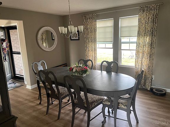 4th image of 7243 Redridge Dr
