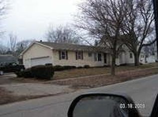 310 Hammond Ave, Waterloo, IA 50702