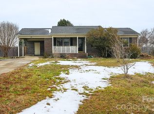 105 Barley Dr, Kings Mountain, NC 28086