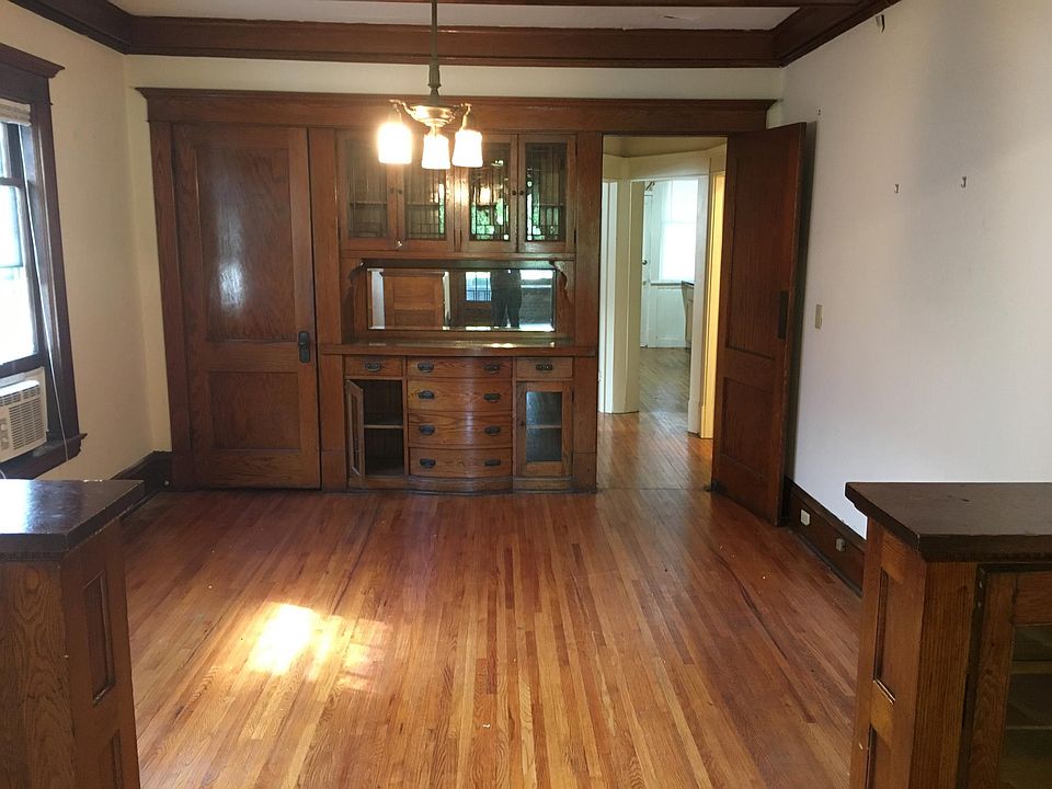 1st image of 2451 Aldrich Ave S