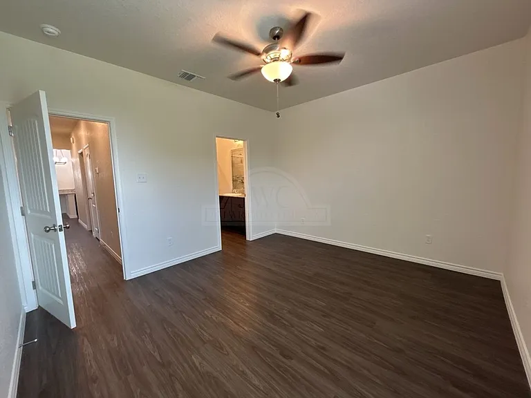 5110 Rose Garden Loop — Photo 22