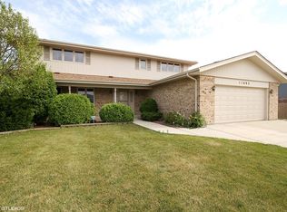 11693 Mark Ln, Orland Park, IL