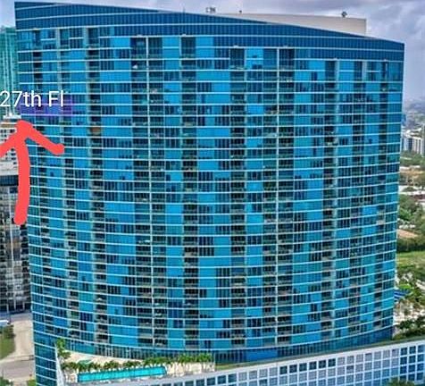 3rd image of 601 NE 36th St APT 2712